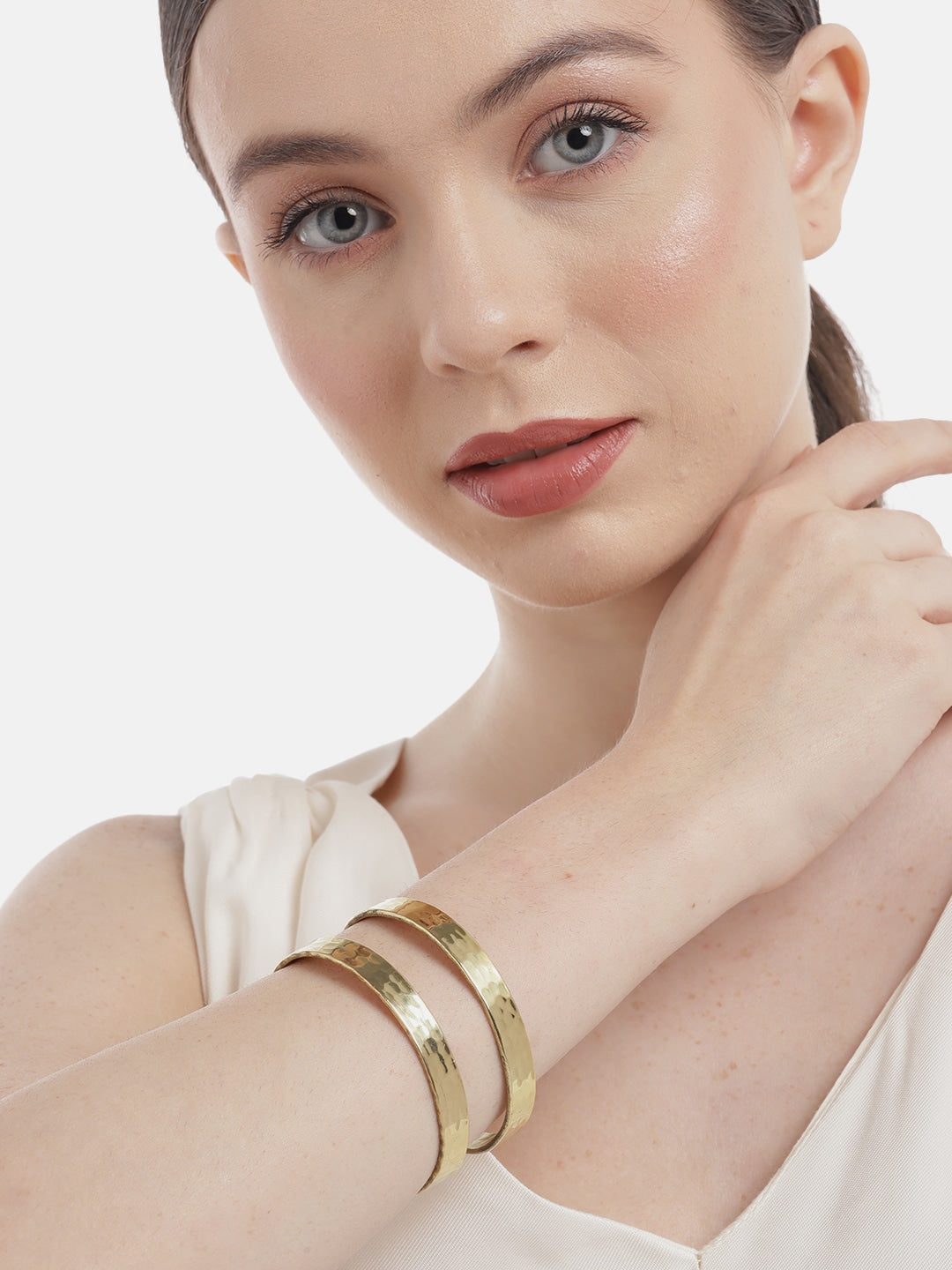 Women Gold-Toned Gold-Plated Kada Bracelet