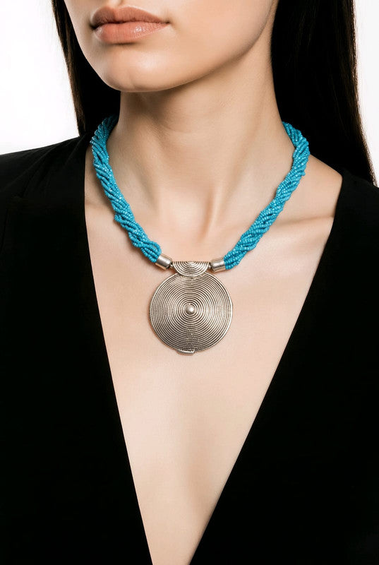RICHEERA Silver-Plated Handcrafted Fusion Necklace - Detail Angle