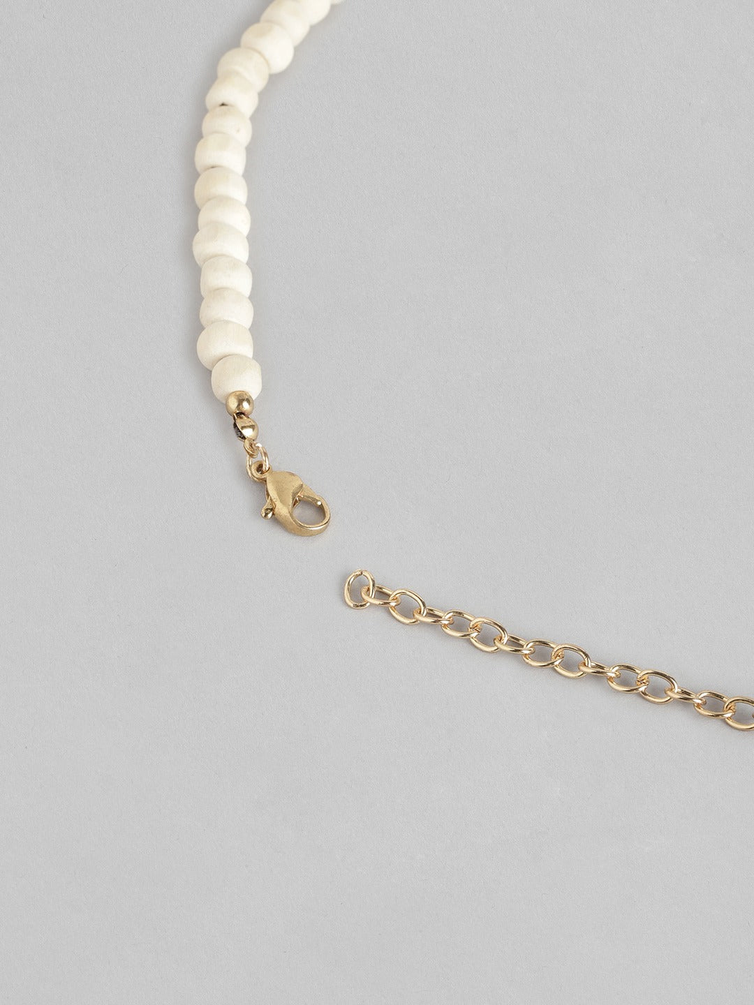 Gold-Plated Artificial Beads Necklace