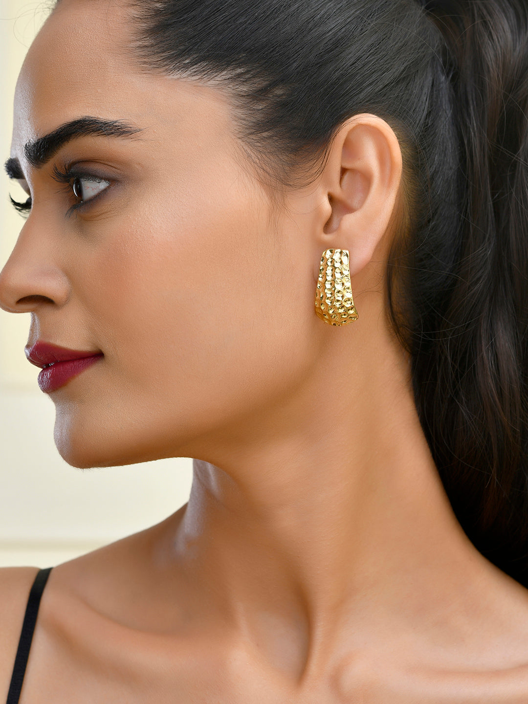 RICHEERA Contemporary Studs Earrings