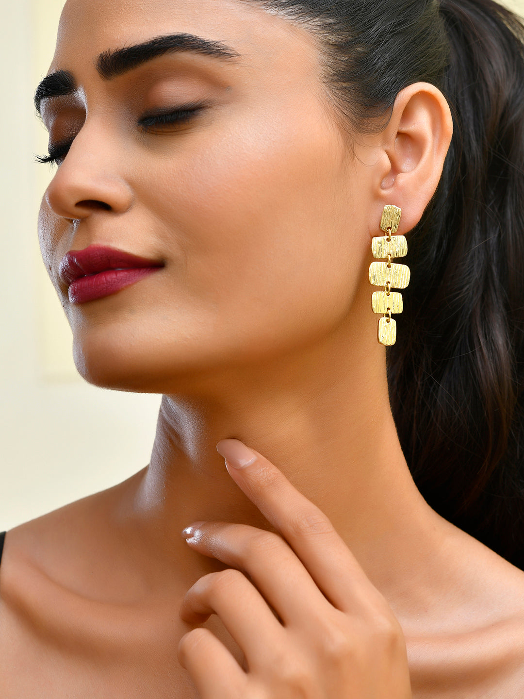 RICHEERA Gold-plated Contemporary Drop Earrings