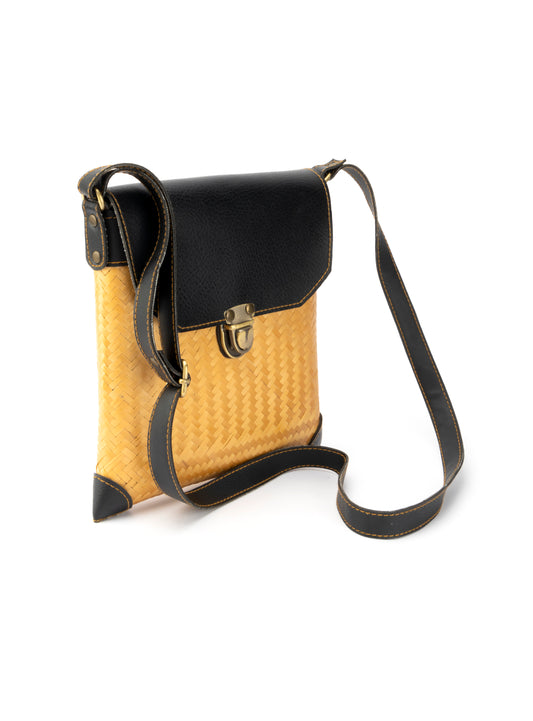 BASKET WEAVE PATTERN SLING BAG