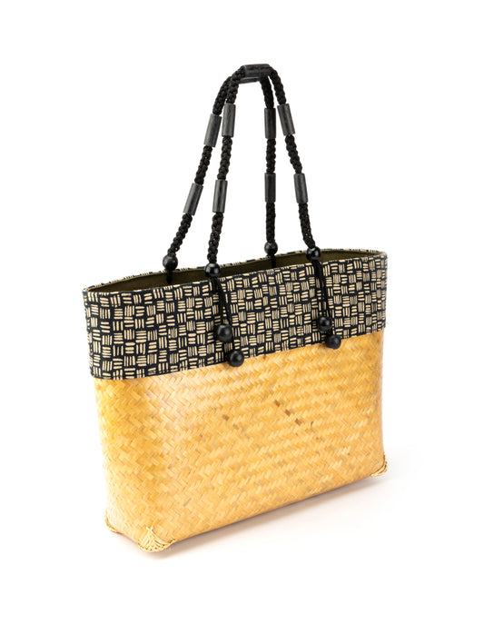 BASKET WEAVE PATTERN HAND BAG