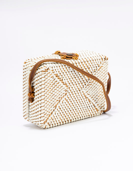 STRUCTURED SLING BAG