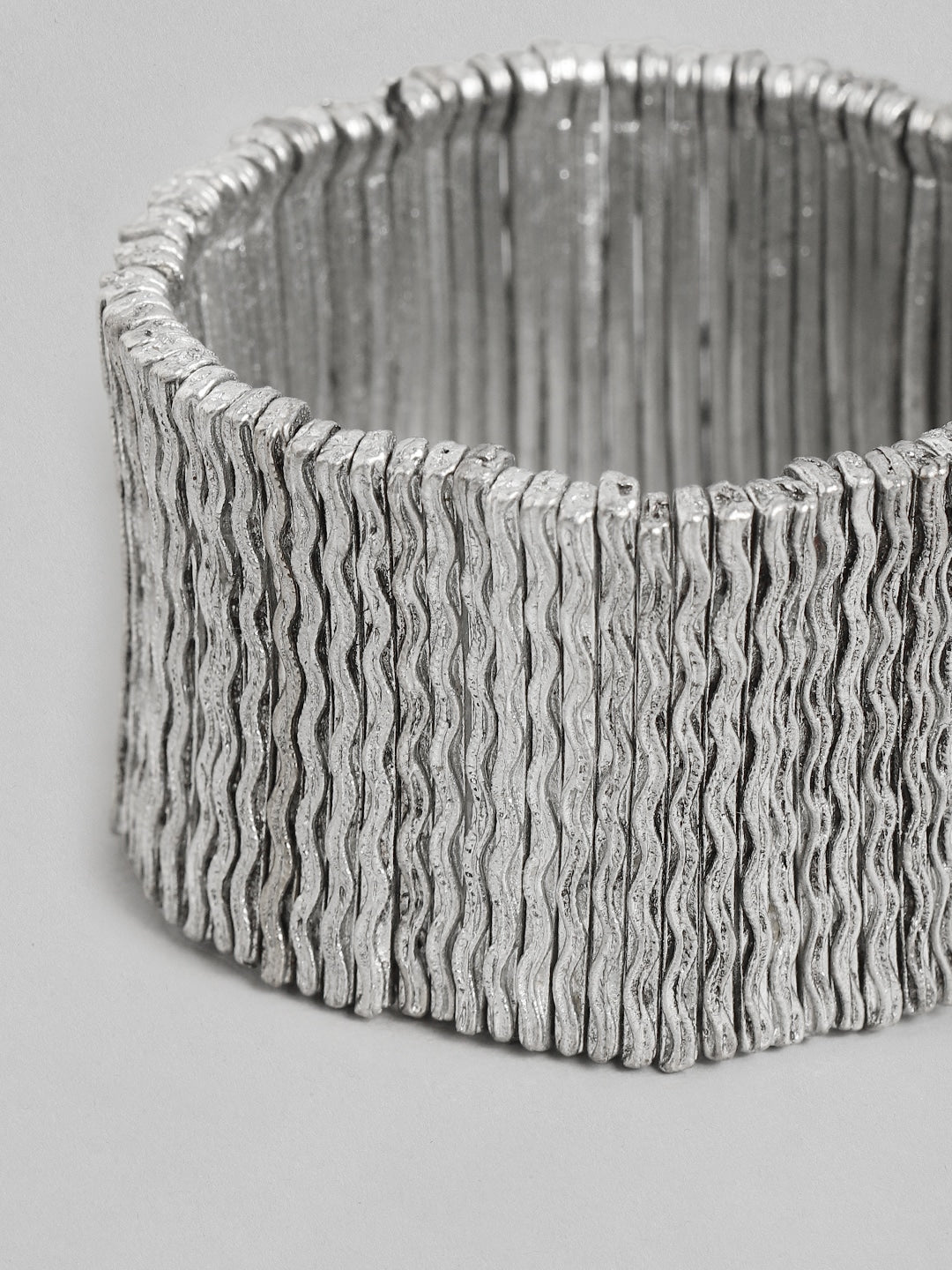 Women Silver-Toned Elasticated Bracelet