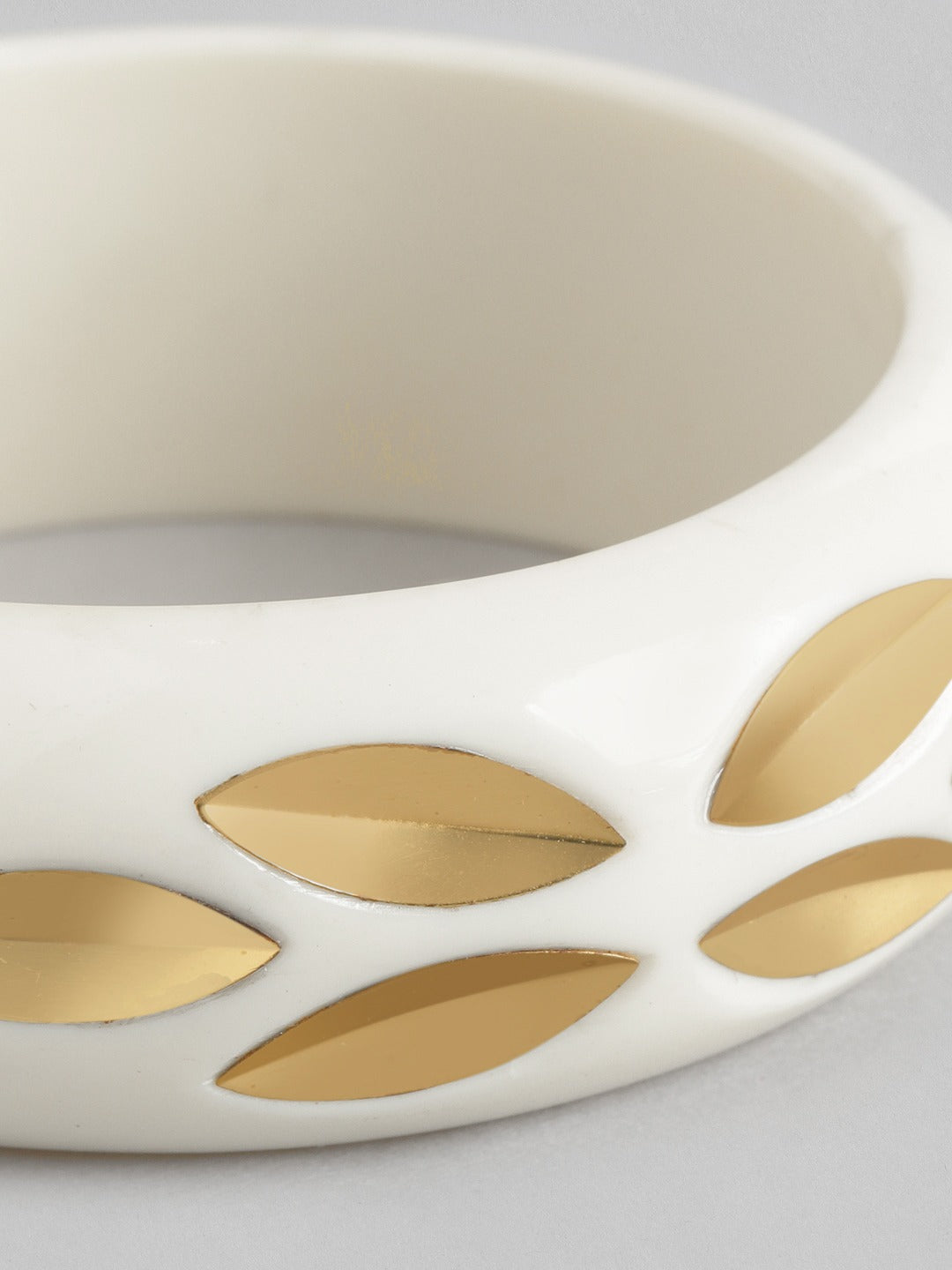 Women Cream-Coloured & Gold-Toned Bangle-Style Bracelet