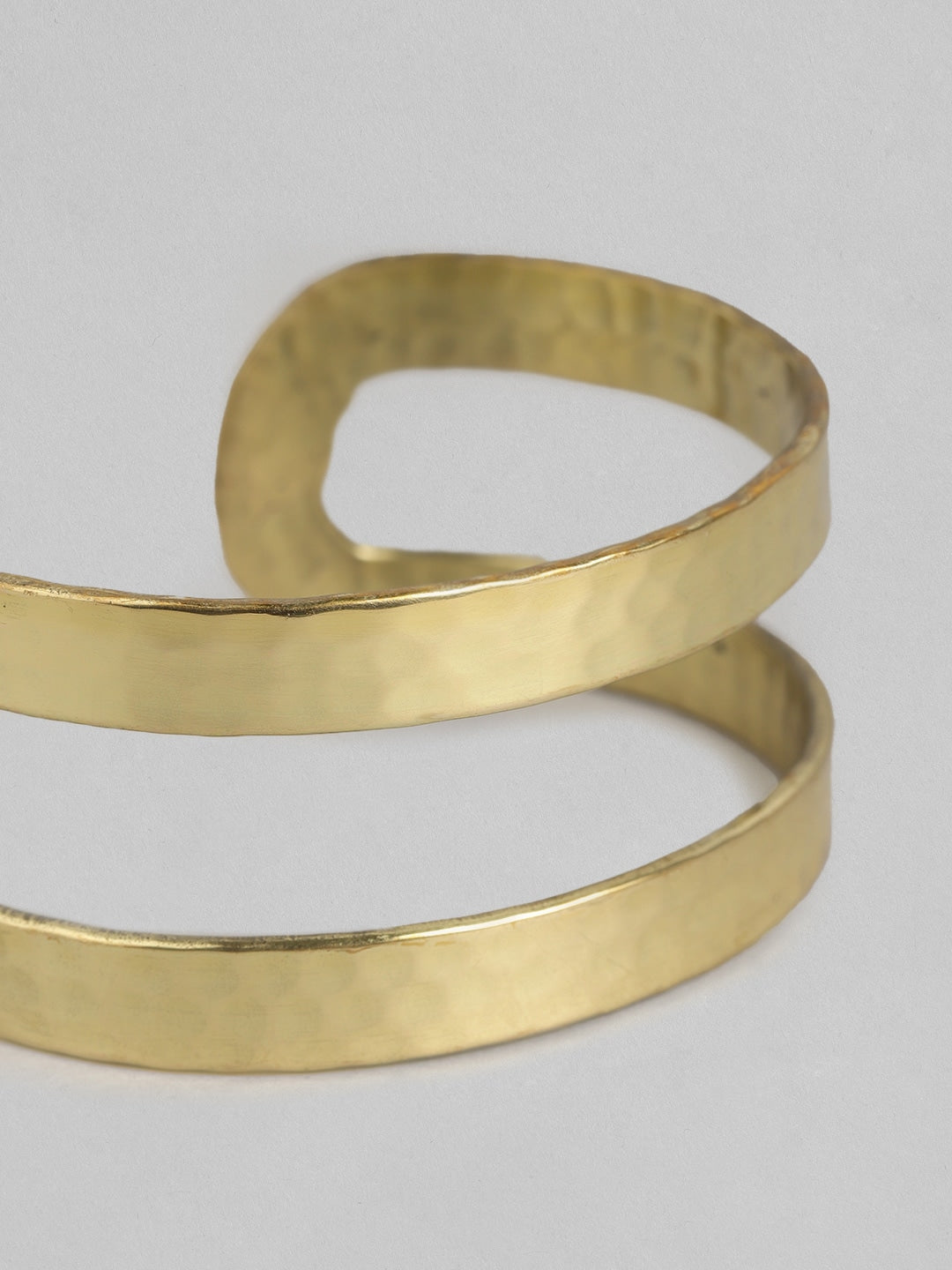 Women Gold-Toned Gold-Plated Kada Bracelet