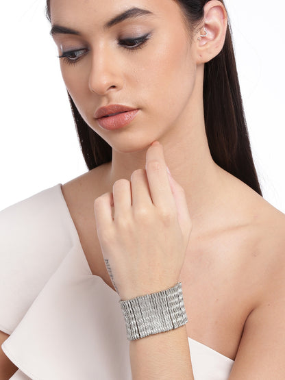 Women Silver-Toned Elasticated Bracelet