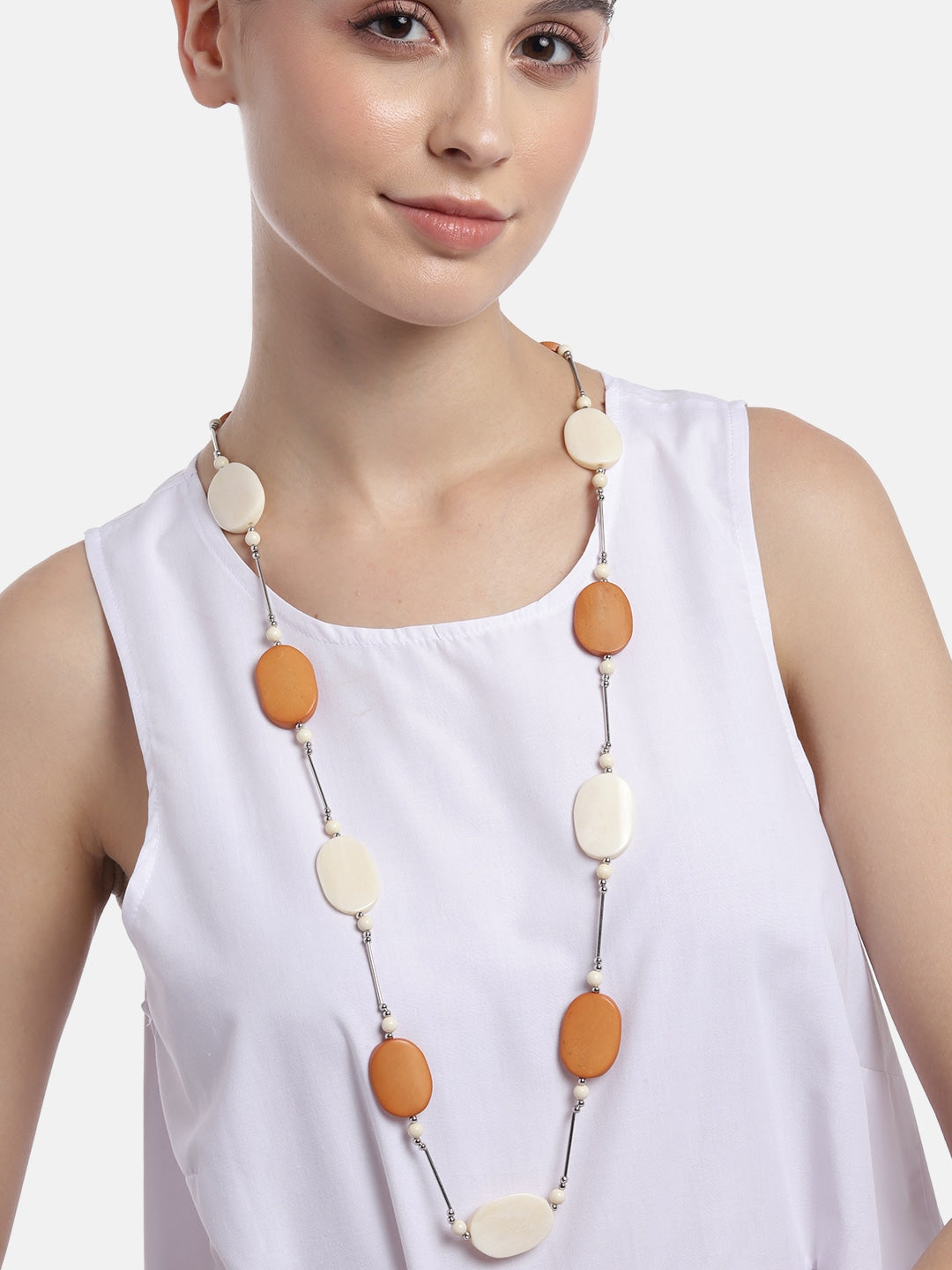 Artificial Beads Studded Necklace