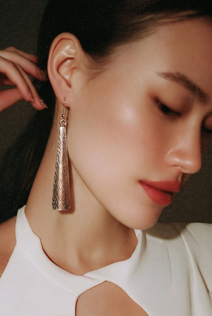 RICHEERA Silver-Plated Earrings - Detail Angle