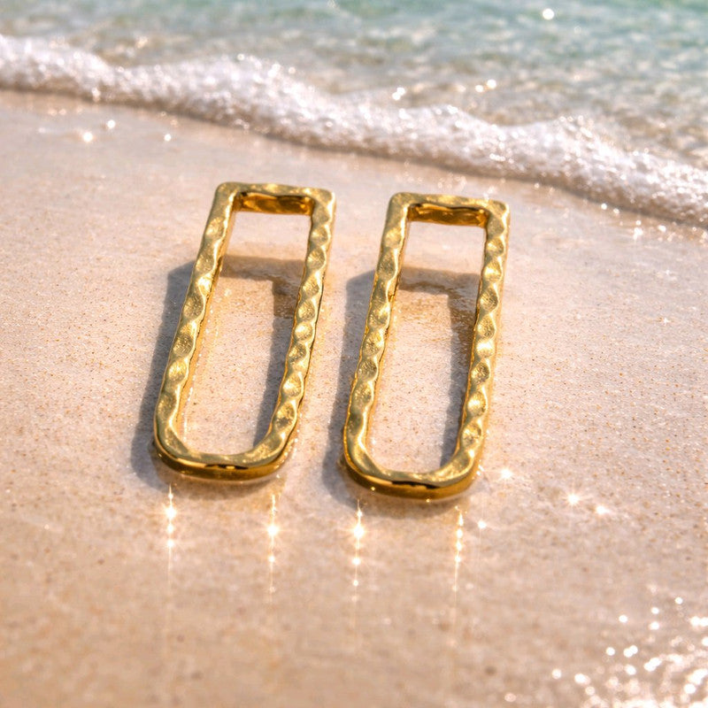 RICHEERA Gold-Plated Earrings - Detail Angle