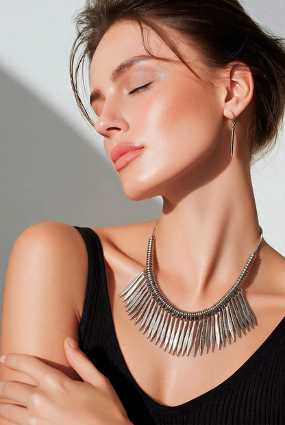 RICHEERA Silver-Plated Handcrafted Ethnic Necklace - Side Image