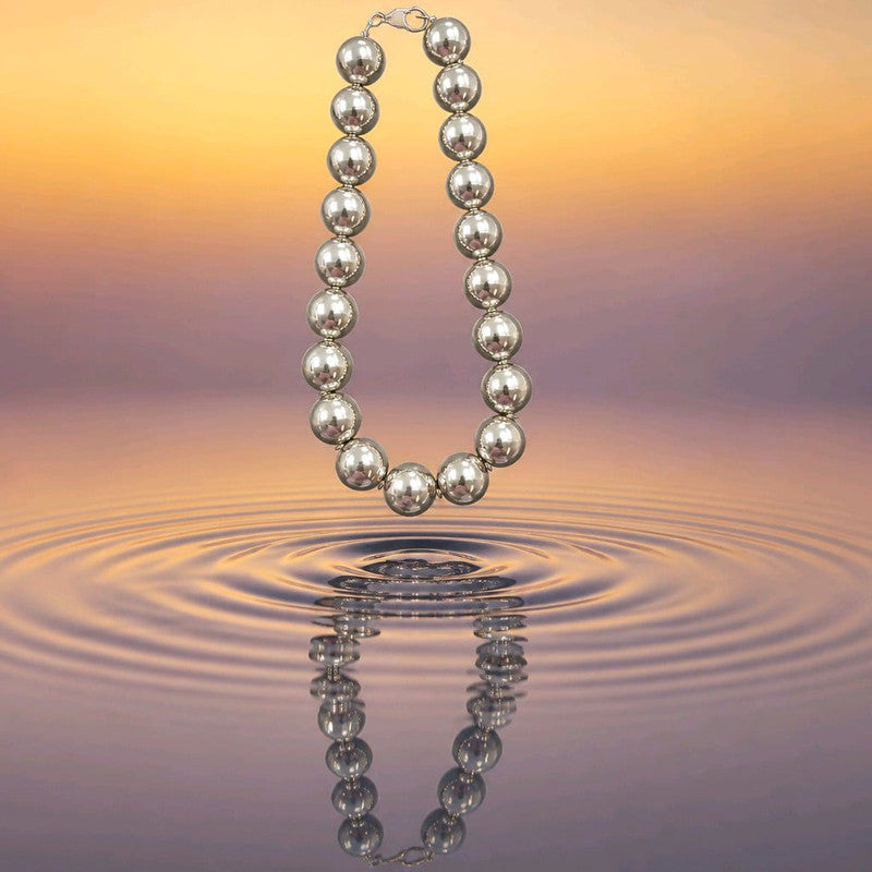 RICHEERA Silver-Plated Handcrafted Fusion Necklace - Look Shot Image