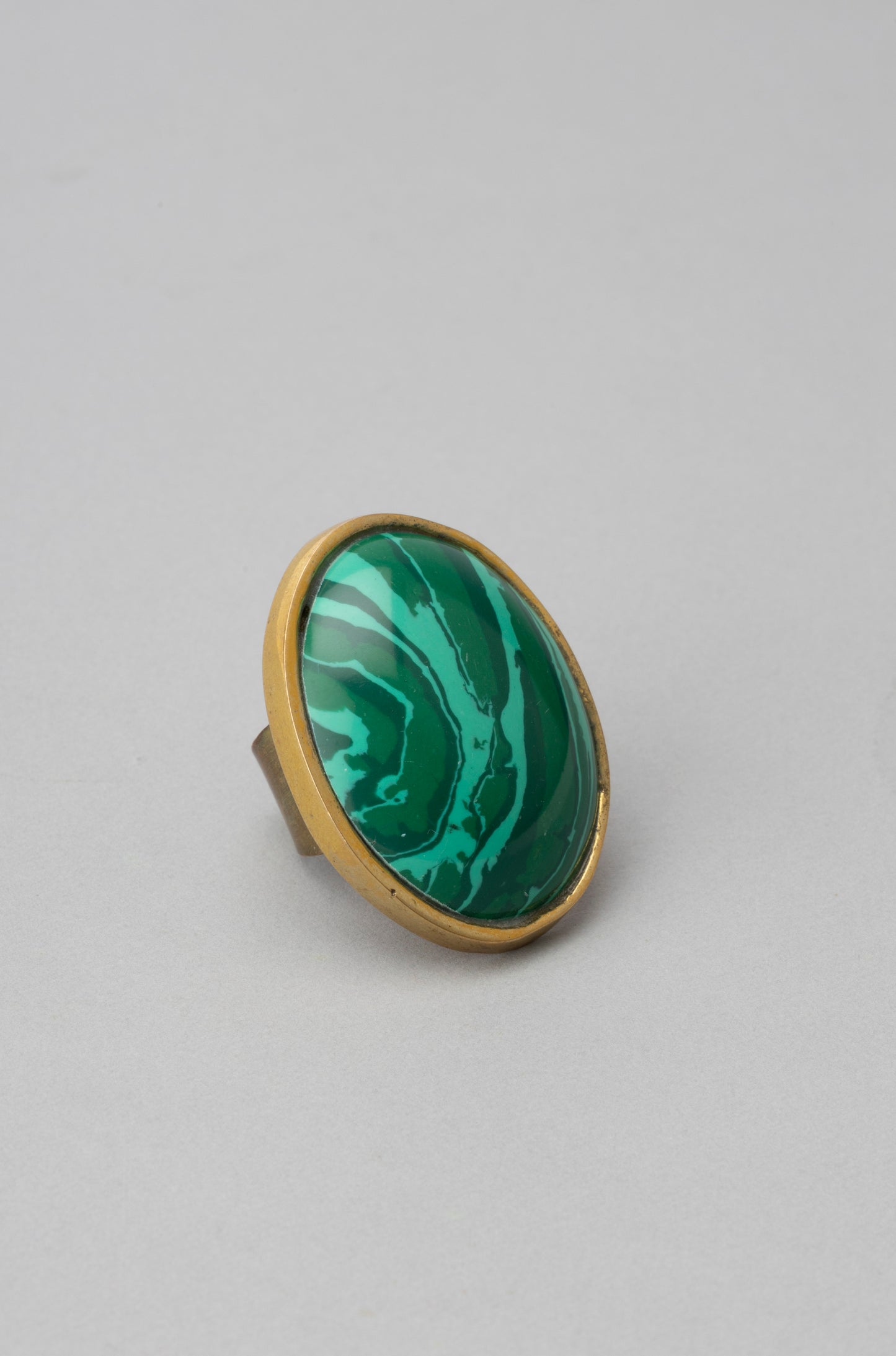 Women-Brass Antique Ring