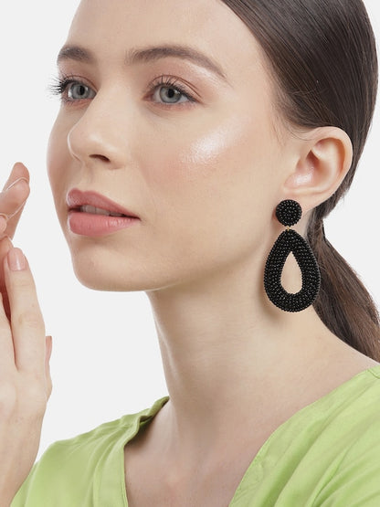 Black & Gold-Toned Teardrop Shaped Drop Earrings