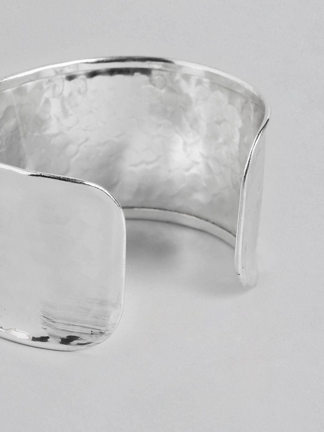 Women Silver-Plated Elephants Embedded Cuff Bracelet